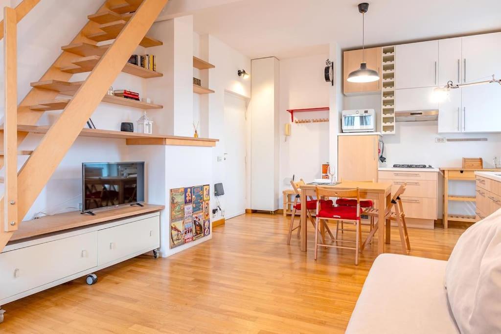 Guest Planet - Grazioso Bilocale Bande Nere M1 Leilighet Milano Eksteriør bilde